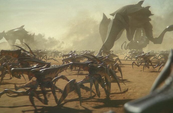 DIRECTOR DE SECTOR 9 DIRIGIRÁ UNA NUEVA ADAPTACIÓN DE STARSHIP TROOPERS