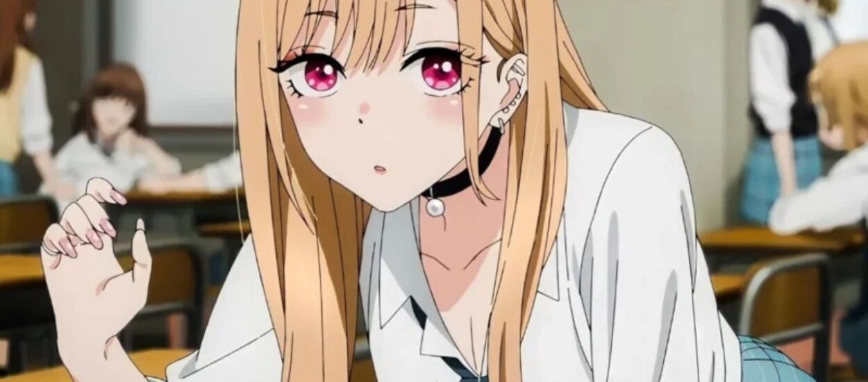 CHICA COSPLAYER Y ARTISTA DISTRAÍDO SE ENAMORAN EN ESTE ANIME