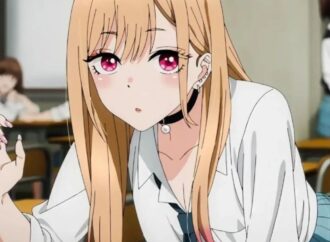 CHICA COSPLAYER Y ARTISTA DISTRAÍDO SE ENAMORAN EN ESTE ANIME