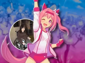 FAN EN SILLA DE RUEDAS CANTA EN HONOR A HARU URARA