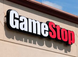 GAMESTOP BUSCA REINVENTARSE CON UNA ADQUISICIÓN DE ALTO RIESGO