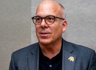 EX PRESIDENTE DE NINTENDO OF AMERICA SE INTEGRA A HASBRO