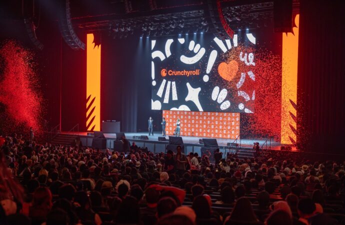 CRUNCHYROLL SORPRENDE EN ANIME EXPO 2026 CON PELÍCULA DE SOLO LEVELING, GHOST OF TSUSHIMA Y MÁS ANUNCIOS